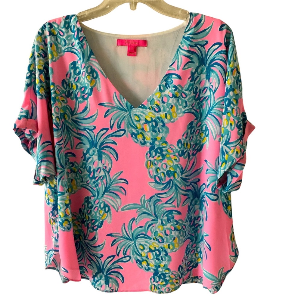 Lilly Pulitzer Elsa Pineapple Party V-Neck Short Sleeve Blouse Pink Medium
